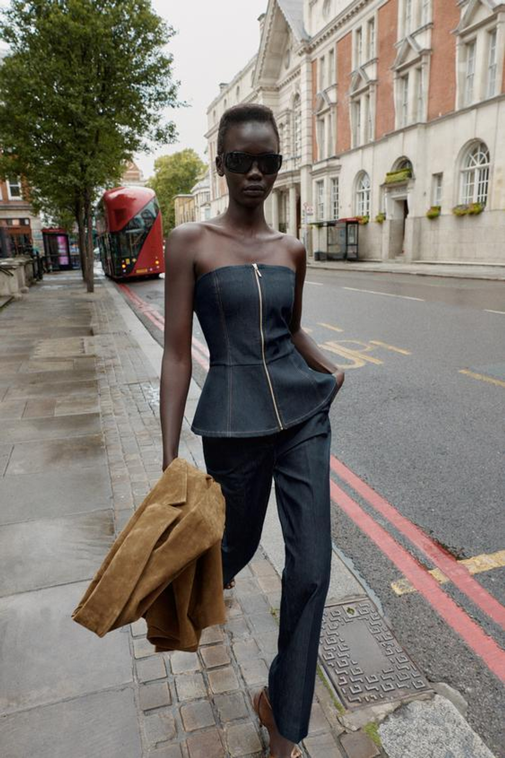 ZARA БРЮКИ С КОНТРАСТНОЙ СТРОЧКОЙ, ИНДИГО