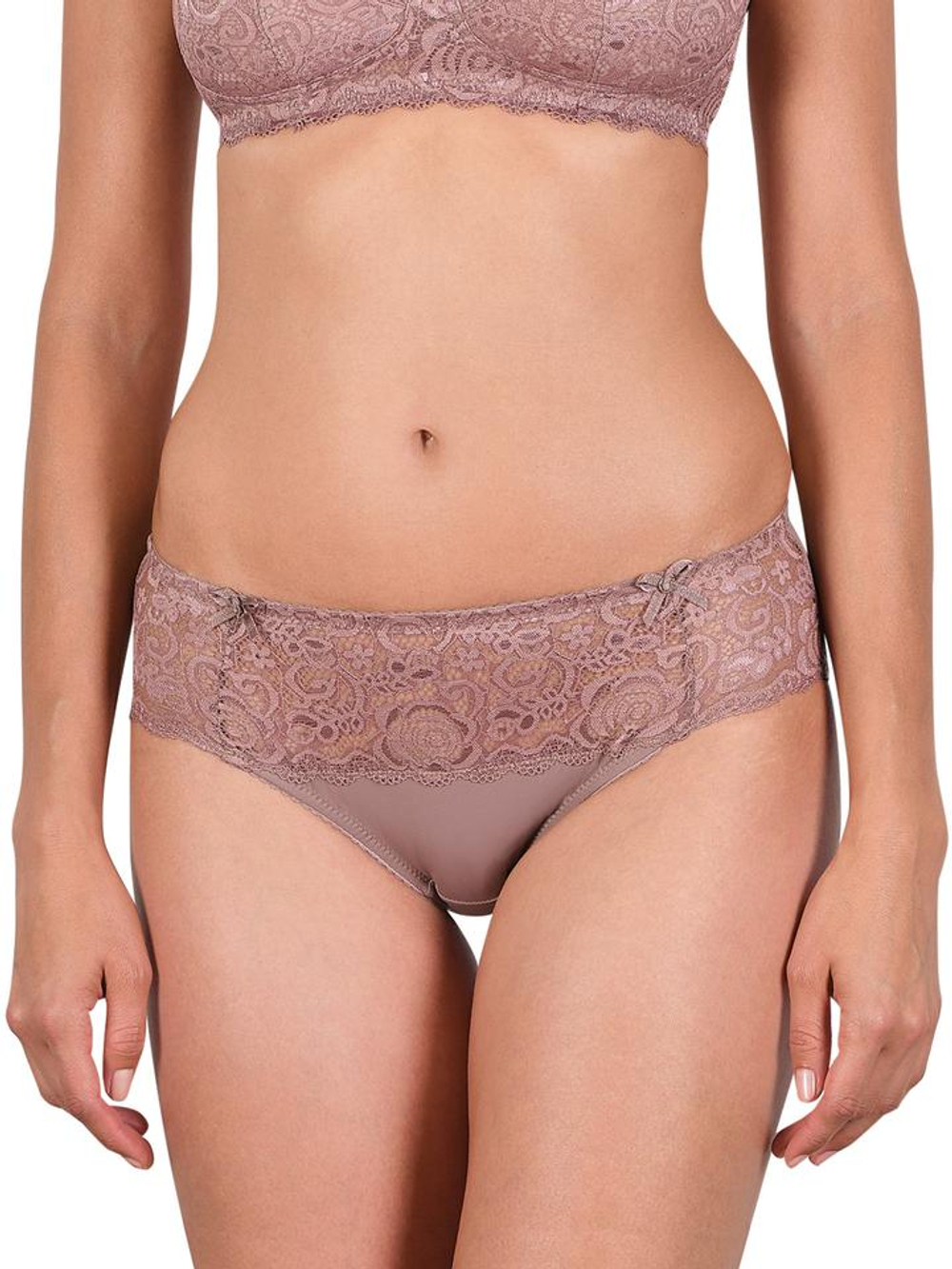 Нежные трусики-слипы с кружевным декором (Размер: 44) (Цвет: белый)