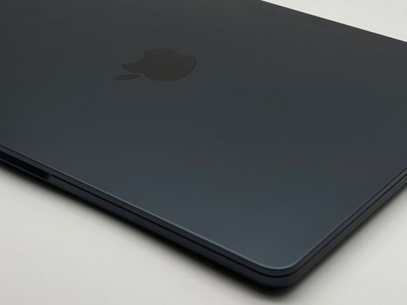 MacBook Air 13 M3 16/256gb Midnight
