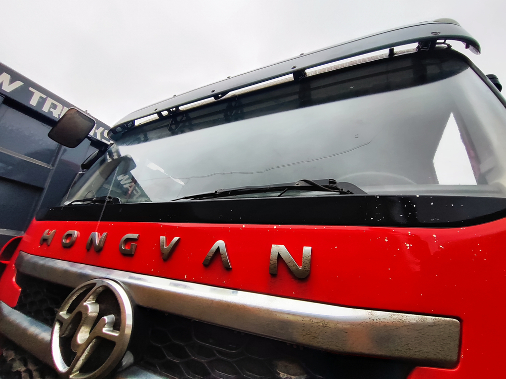 HONGYAN 908 8x4 Самосвал CQ3406HV39 (Дизельный, 8,7 л, 387 л.с., МТ)