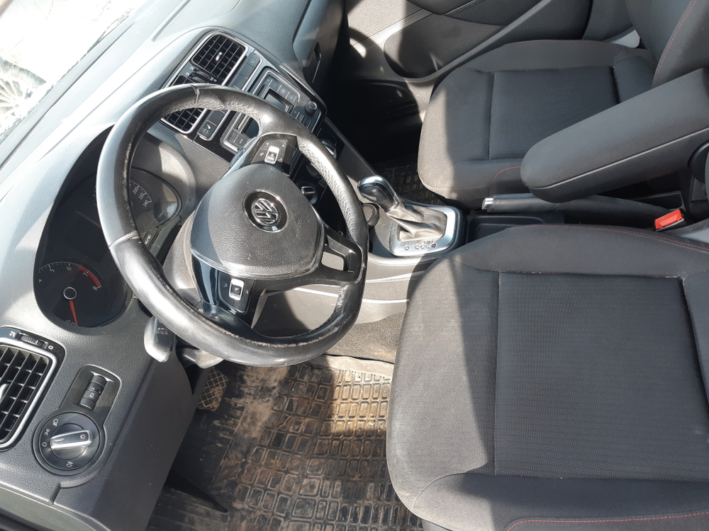 Volkswagen POLO Trendline 1.6 110hp 5MT