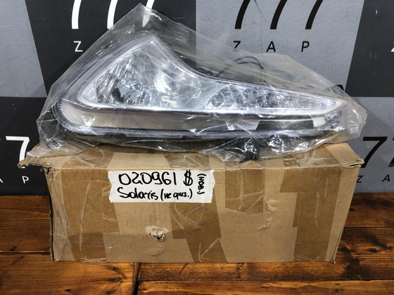 ПТФ передняя правая  Hyundai Solaris 1 14-17 Новая 922024L700