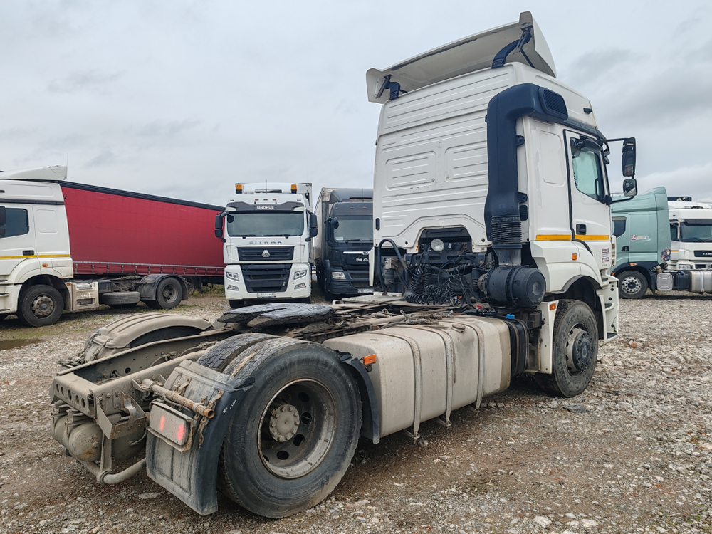 КамАЗ 5490 4x2 Седельный тягач 5490-S5 (Дизельный, 12,0 л, 401 л.с., АТ)