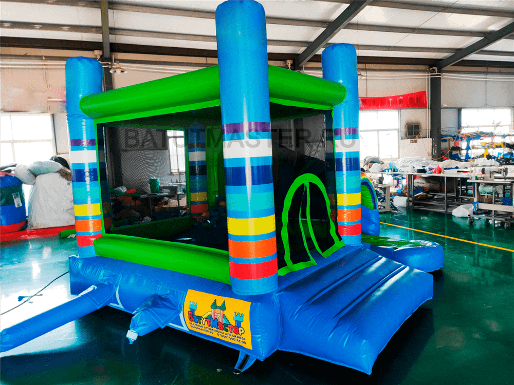 Детский надувной батут "Радужный"