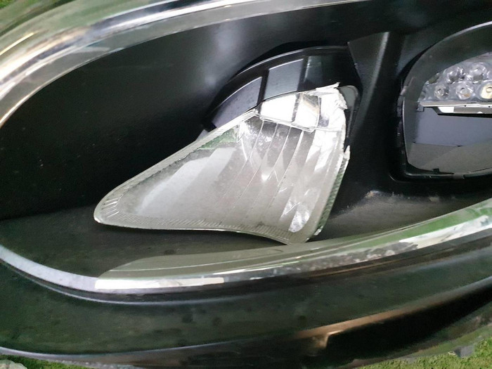 Битая Фара левая Mercedes B w246 (2014-2018) LED