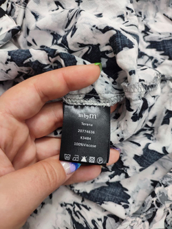 Блузка mbyM из вискозы 44 размер