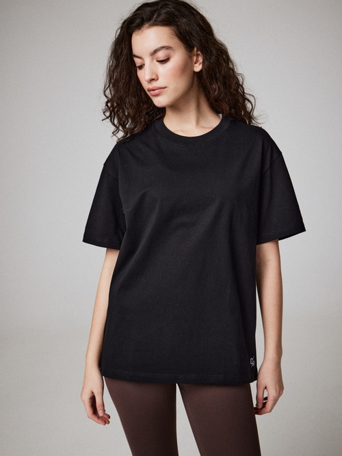 Футболка Basic T- Shirt in Black