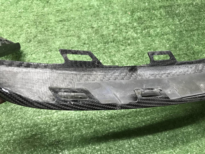 Накладка переднего бампера левая Audi RS Q8 20-нв