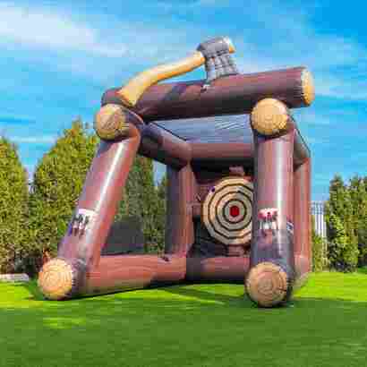 Надувной дартс «Меткий топор» на подкачке, диаметр 4 м, размер 4×3×4 м