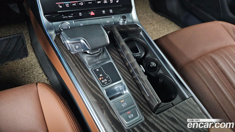 Audi A6 (C8) 45 TFSI Premium (09.2020)