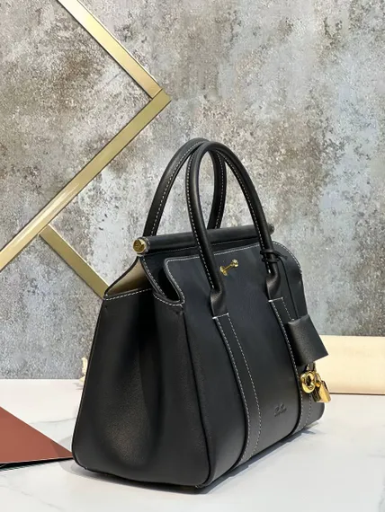 Сумка Loro Piana Loom L25 из гладкой кожи