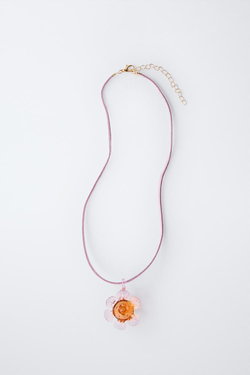 ZARA ОЖЕРЕЛЬЕ С ЦВЕТКОМ, СИРЕНЕВЫЙ