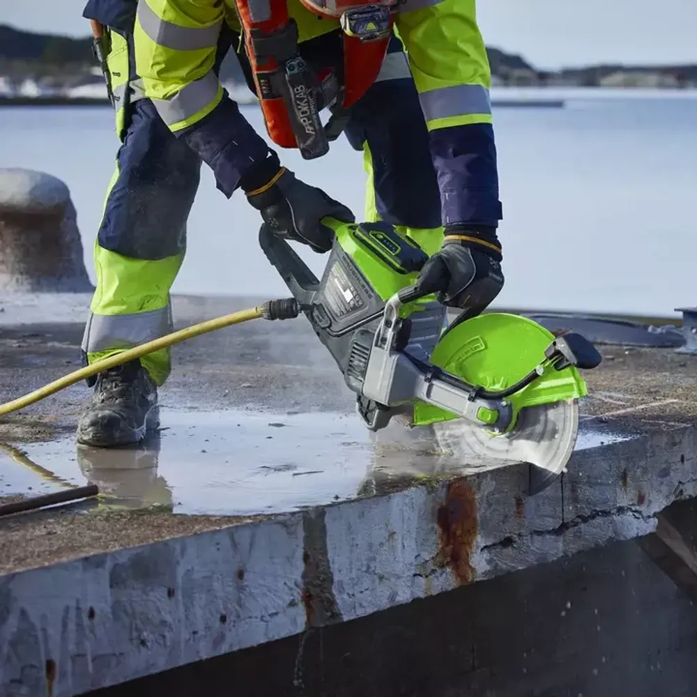 Бетонорез аккумуляторный Greenworks Арт.2009007, 82V, 3,2КВт, без АКБ И ЗУ