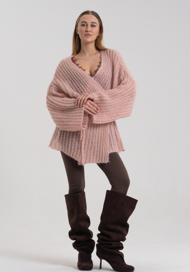 Джемперы и кардиганы