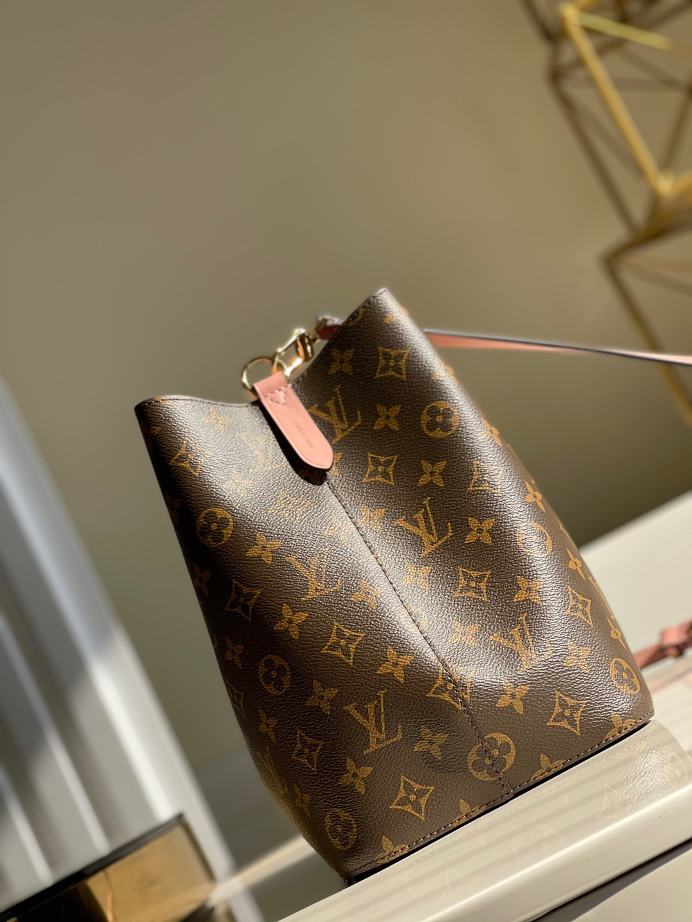 Louis Vuitton NeoNoe MM