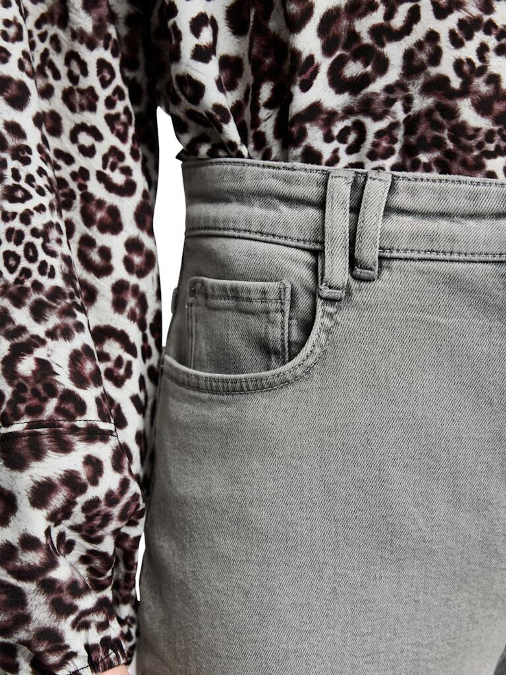 AS 82.14 D04 FEURA  джинсы цветные