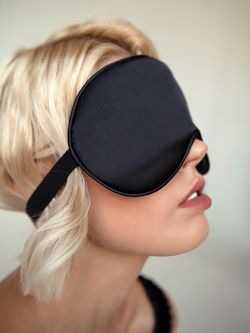 Маска шелковая