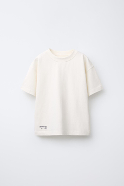 ZARA ФУТБОЛКА ИЗ ПЛОТНОЙ ТКАНИ С ВЫШИТОЙ НАДПИСЬЮ, БЕЛЫЙ