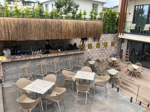 Стул пластиковый Sky Pro бежевый