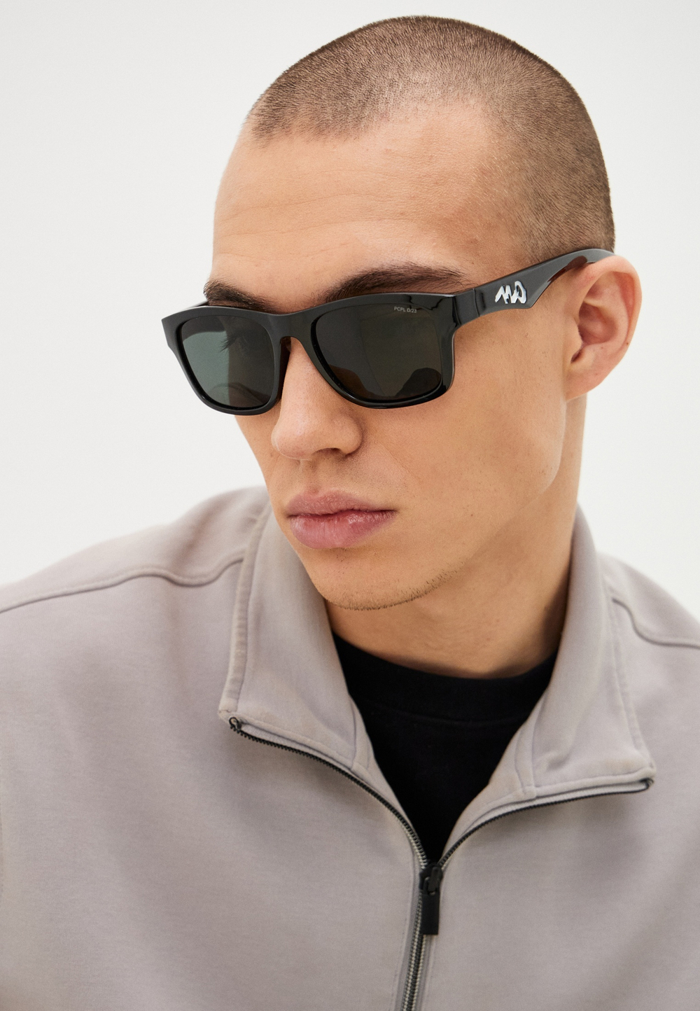 Спортивные очки 720armour Fabio / Glossy Black / Polarized Smoke Lens