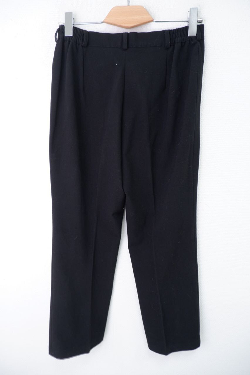 Брюки базовые черные 44 размер