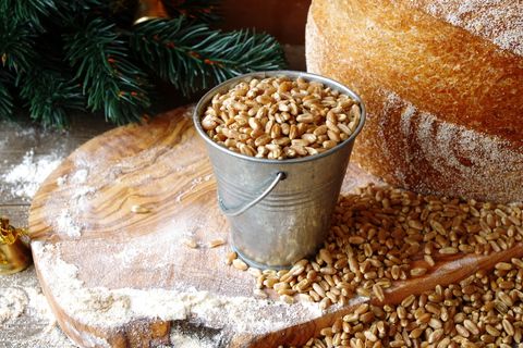 С Новым годом!))