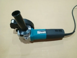 Угловая шлифовальная машина Makita 9565CVR 1400Вт. 125мм. 12000об/мин.
