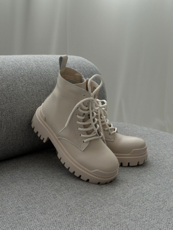 Ботинки из натуральной кожи