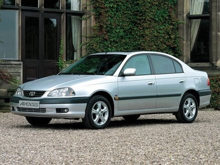 Avensis I Рестайлинг