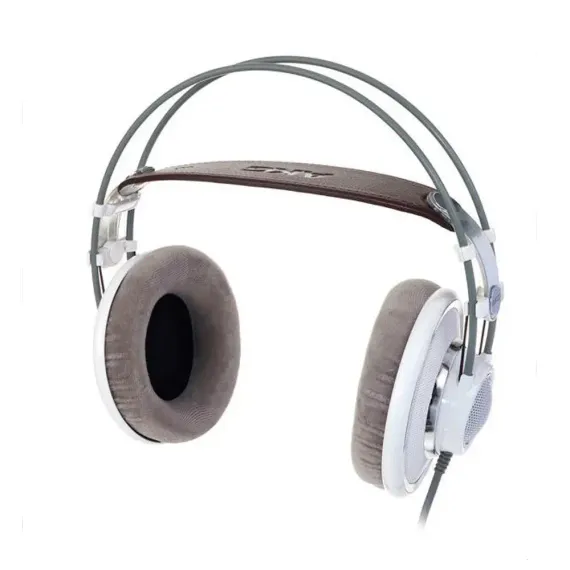 AKG K701