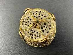 Фибула. Готланд 9-10 в. (коробчатая)