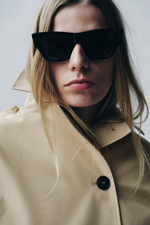 КОРОТКИЙ ВОДОНЕПРОНИЦАЕМЫЙ ТРЕНЧКОТ ZW COLLECTION - ZARA