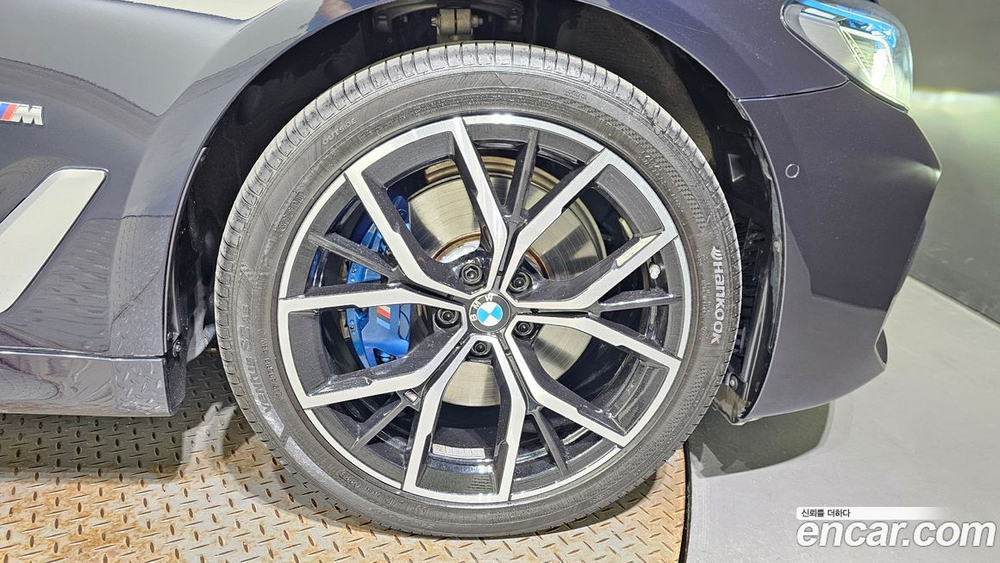 BMW 5 Series (G30) 530e M Sports (03.2021)