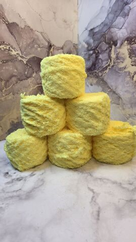 Софти пряжа Махровая 100%полиэстер 6х55г/60м Светло-жёлтый