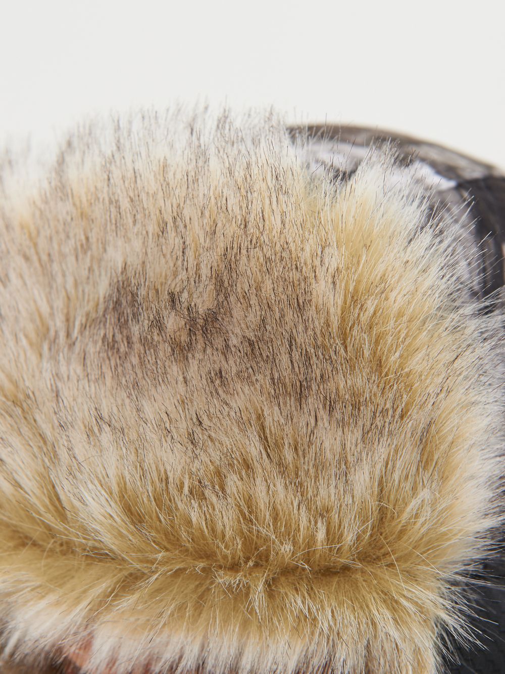 Шапка ушанка зимняя Альтаир с маской ткань Alova цвет Белый лес (ветки)