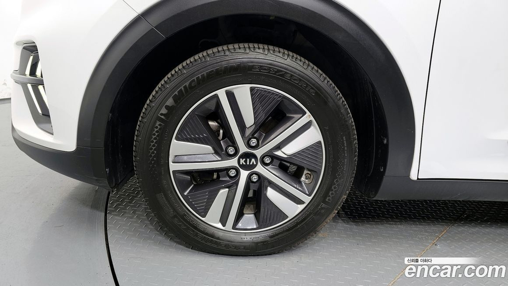 Kia The New Niro 1.6 HEV (11.2019)