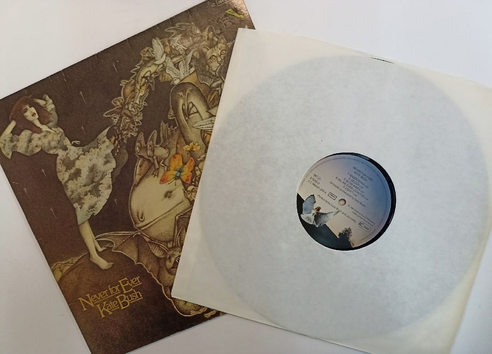 Винтажная виниловая пластинка Kate Bush Never For Ever (Germany 1980)