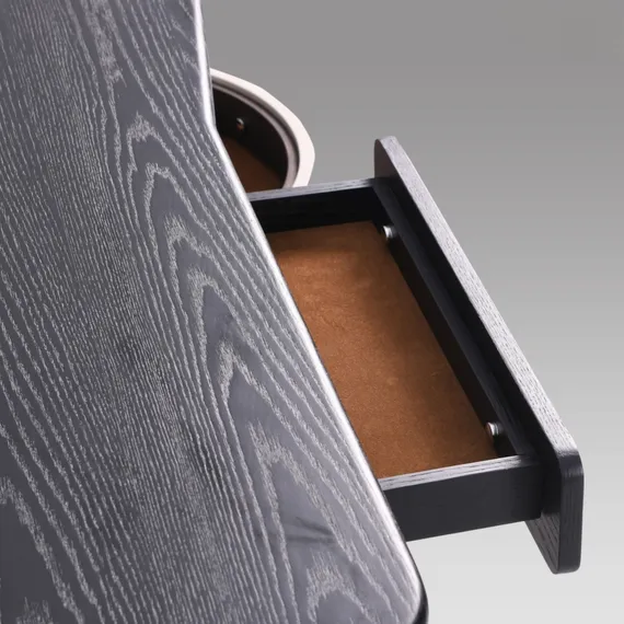 Стол письменный Unicum 145х64 см