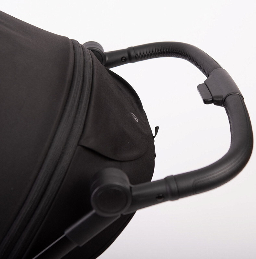 Прогулочная коляска Peppy Amici с автокреслом Verona Black Black рама Black