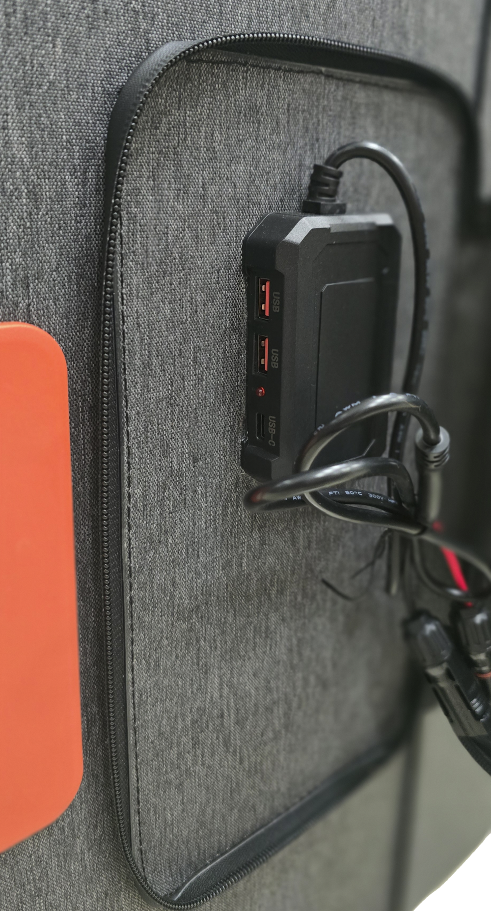 Портативная солнечная панель WINDSOLAR SPP-60W (60W / 955*475*10мм / 455*475*10мм)