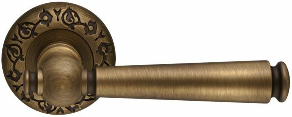 Дверная ручка Extreza &quot;DANA CRACKLE&quot; (Дана кракле) 306 на розетке R02 античное серебро F45