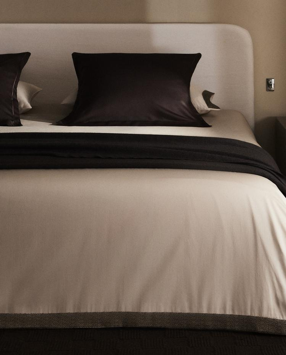 ZARA HOME ПОДОДЕЯЛЬНИК С ВЫШИВКОЙ, БЕЖЕВЫЙ