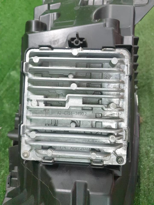 Фара левая Volvo XC60 2 (2017-2021) LED