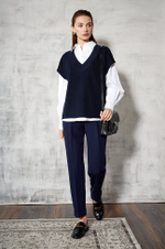 22482 Жилет женский (т.синий)