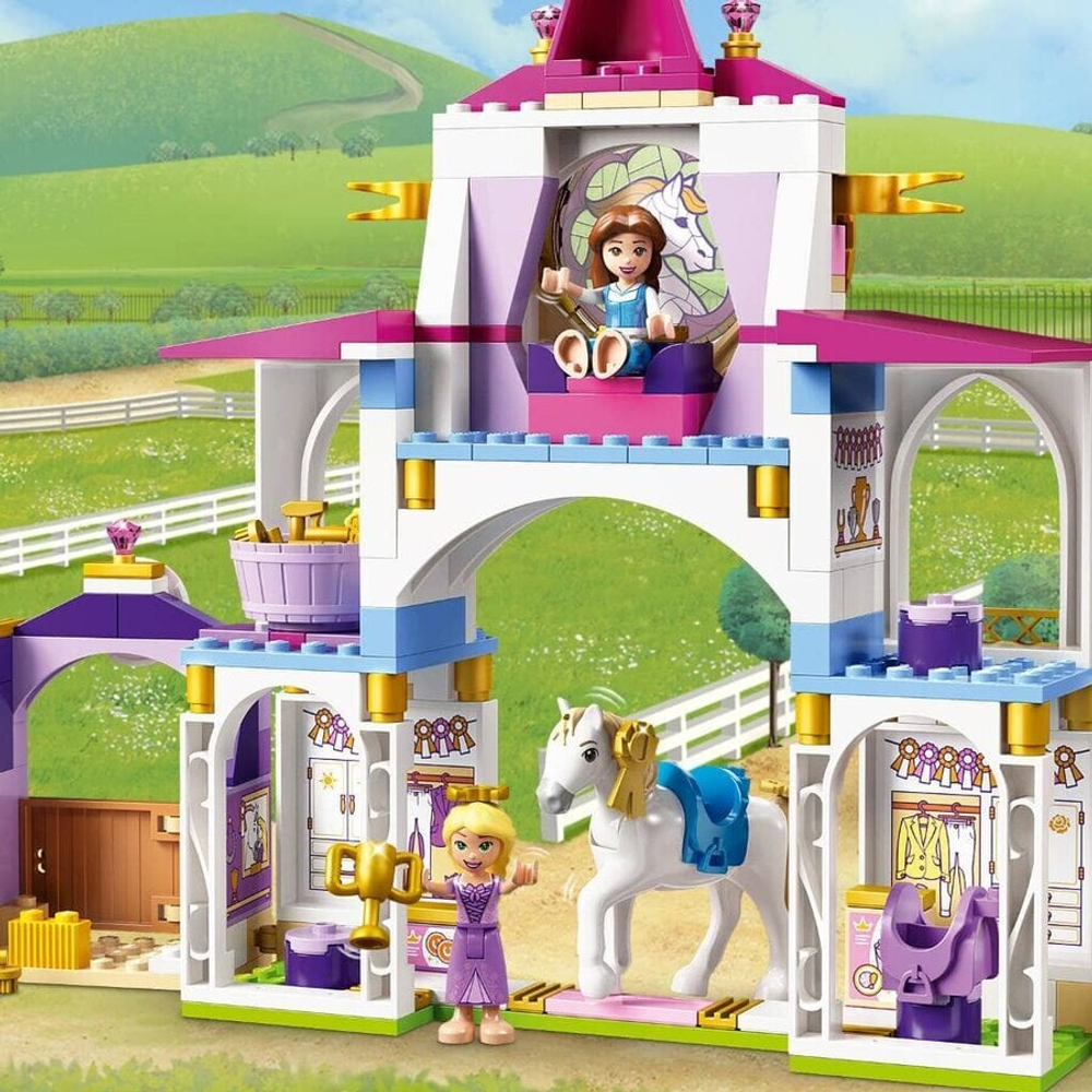 Конструктор LEGO Disney Princess 43195 Королевские конюшни Белль и Рапунцель