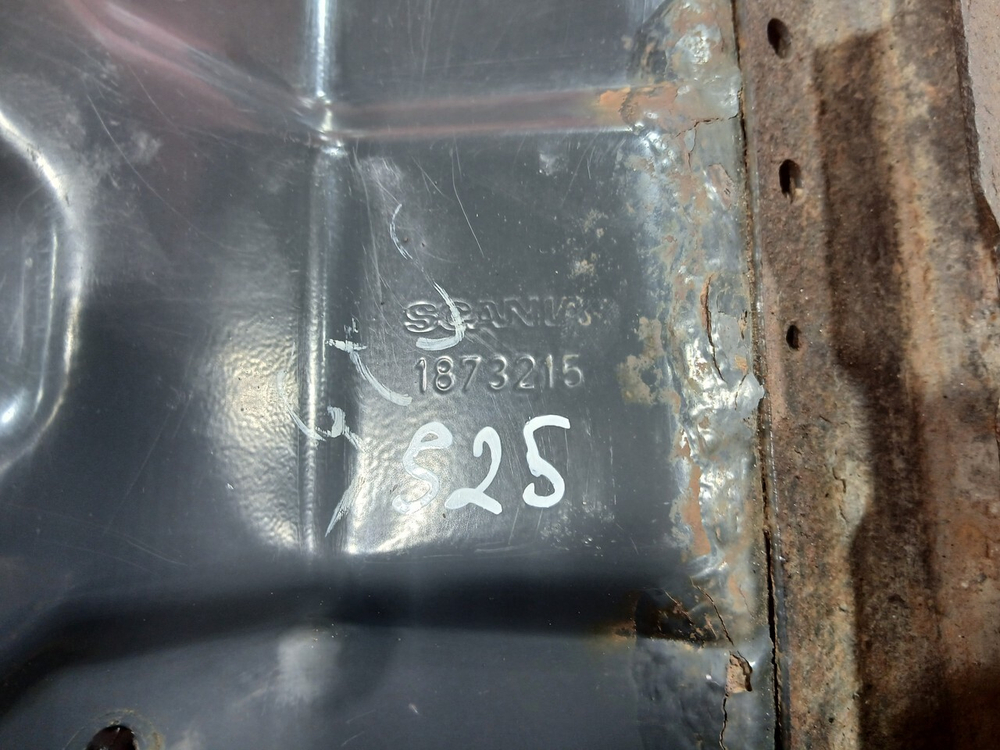 Кронштейн бампера переднего левый