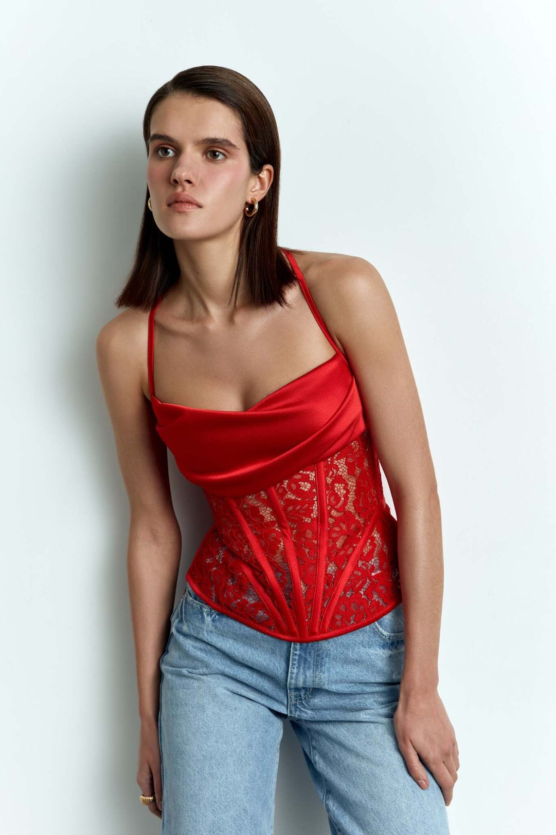 Топ драпированный корсетного типа из сатина и кружева