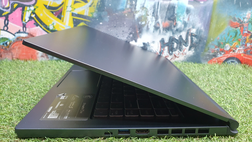 Ноутбук MSI i7-11/16Gb/RTX 2060 6Gb/144Hz/Stealth 15M (A11SEK-206XRU)/Windows 10