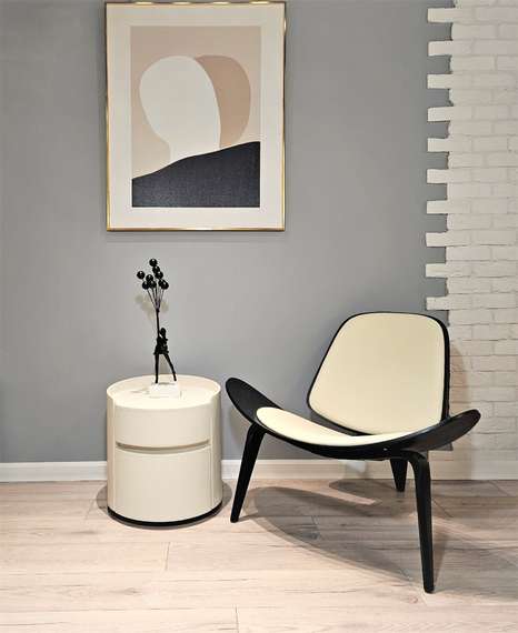 Прикроватная тумбочка MLL-E01 с двумя ящиками, белая экокожа