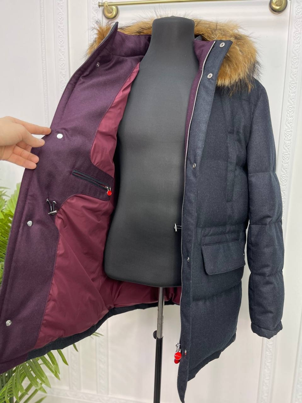 Пуховик Kiton